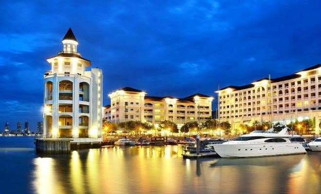 Straits Quay