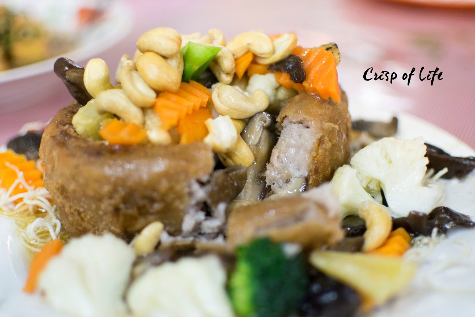 Happy Realm Enterprise (Vegetarian Restaurant)