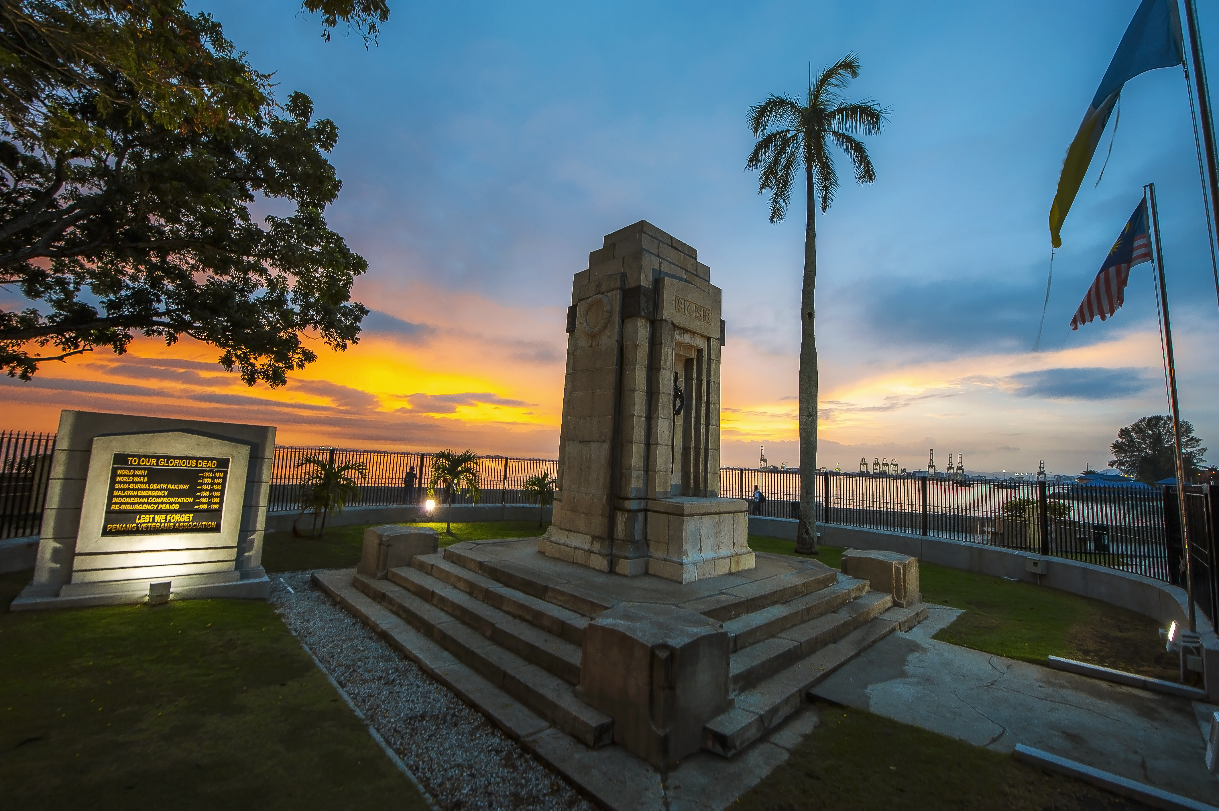 CENOTAPH (War Memorial)