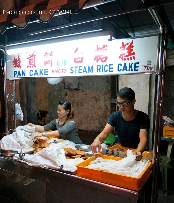 Pak Tong Kou & Ham Chim Peng Maker (Traditional Cantonese Snacks)