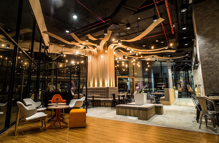 HIP CAFES, BARS & BISTROS